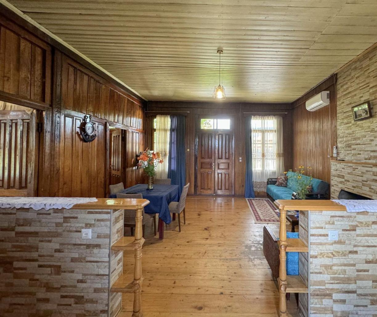 Martvili Guest House Oasis Экстерьер фото